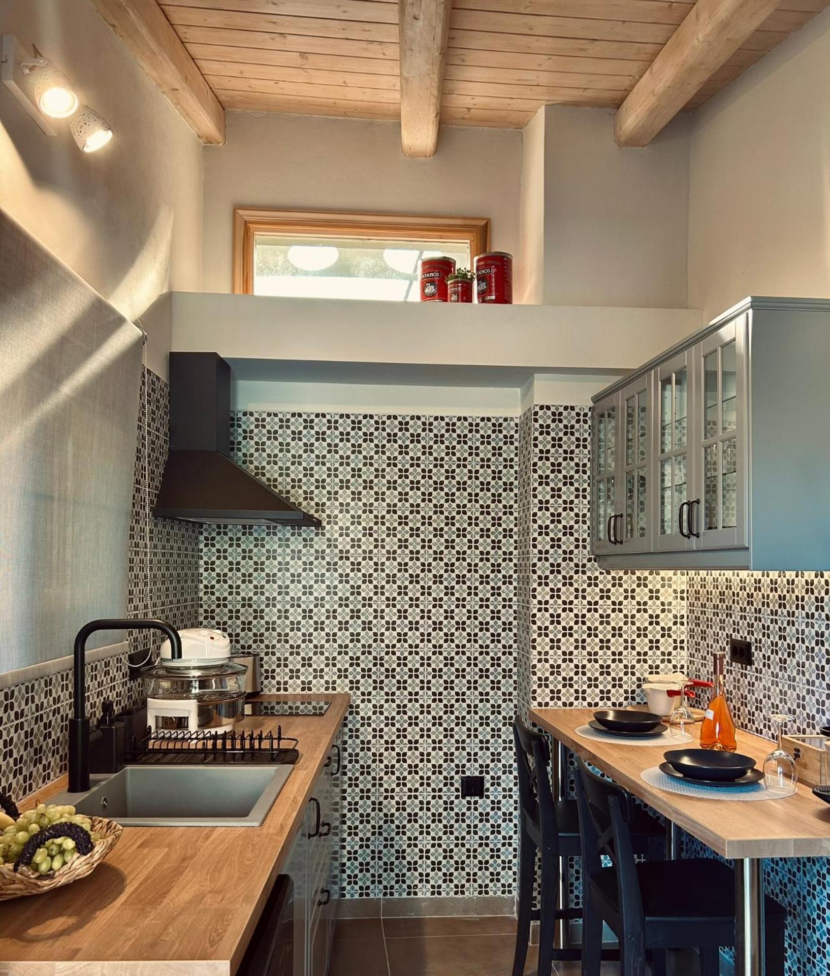 Nerita's Country Apartment Nea Tirins